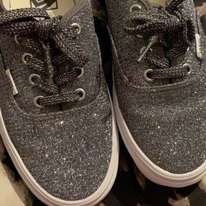 Glitter lovers must have